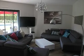 Jalina Villa *